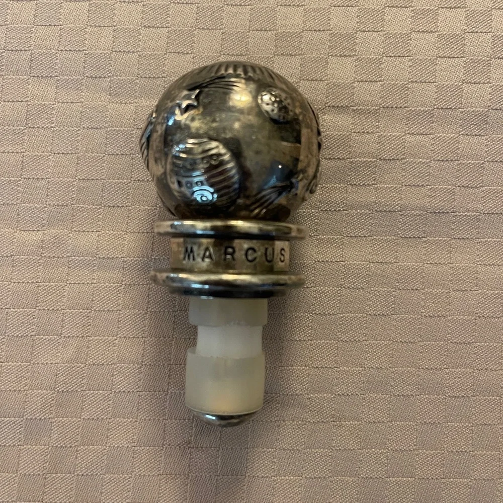 Neiman Marcus 2001 silver-plated wine bottle stopper Out of this World Universe